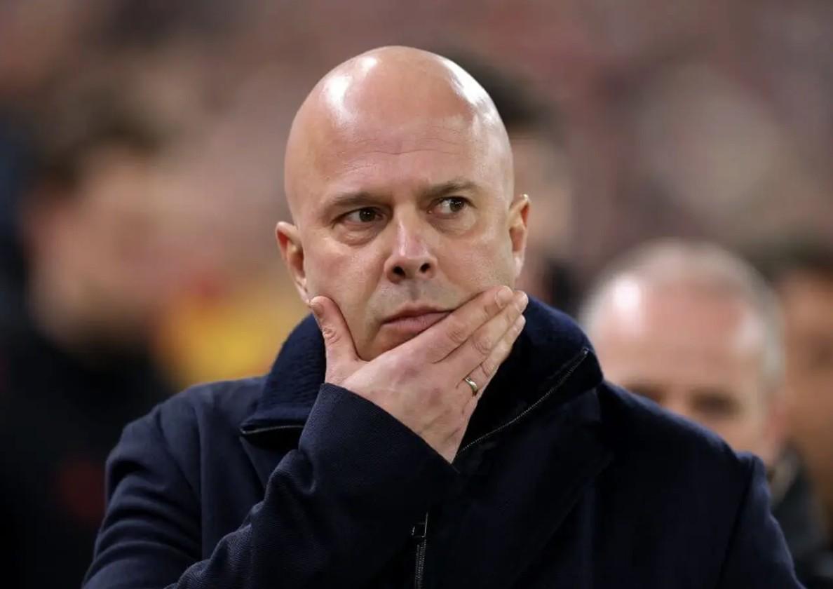 TA ：对利物浦来说，租借一名右后卫是相对合理的应急方案