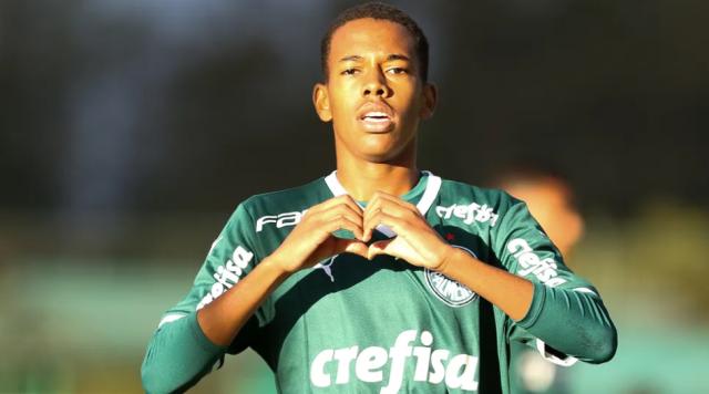 体育新闻-帕尔梅拉斯“小梅西” 切尔西6500万欧求购埃斯特旺